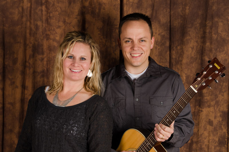 Man and woman with guitar